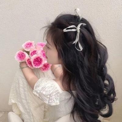 有些女孩这样做